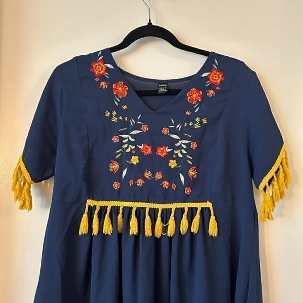 Shein Floral Embroidered Navy Blue Long Dress Size XL - Picture 2 of 7